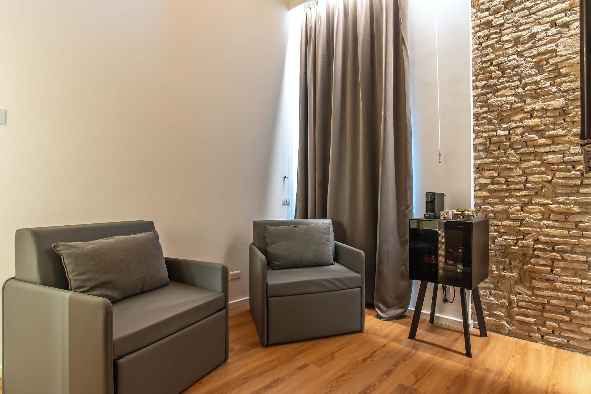 Ora Acanfora Suites Rome Bagian luar foto