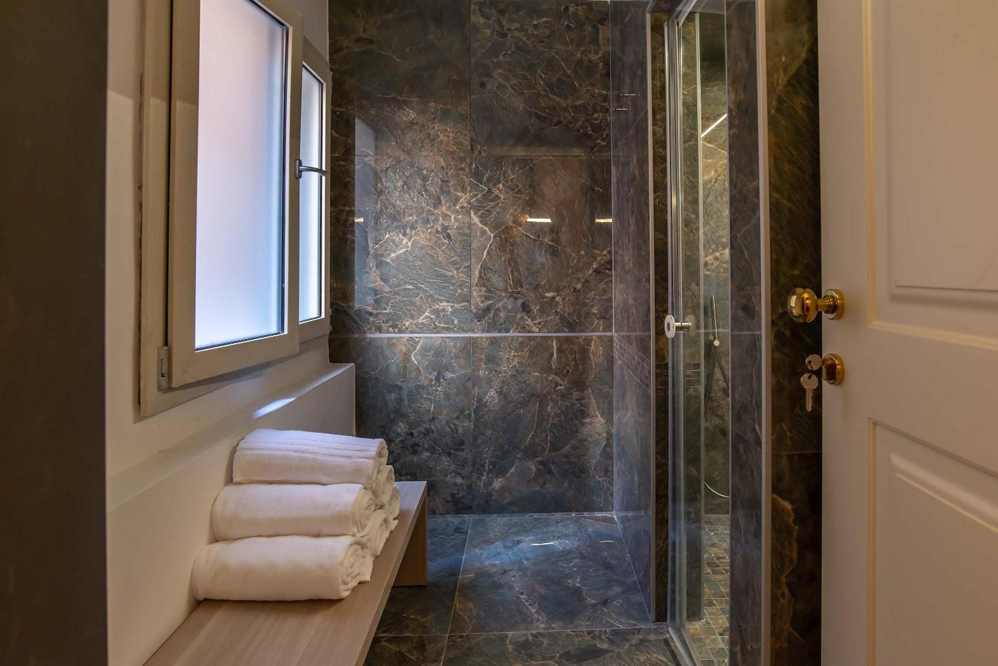 Ora Acanfora Suites Rome Bagian luar foto